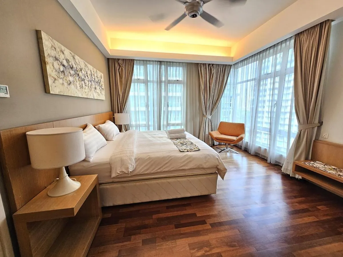 Comar Place Kuala Lumpur Klcc Serviced Apartment Aparthotel